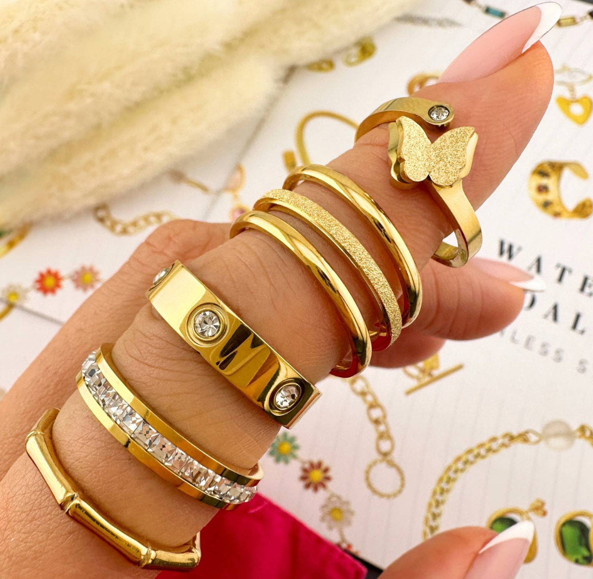 Dazzling Radiance Stackable Finger Ring